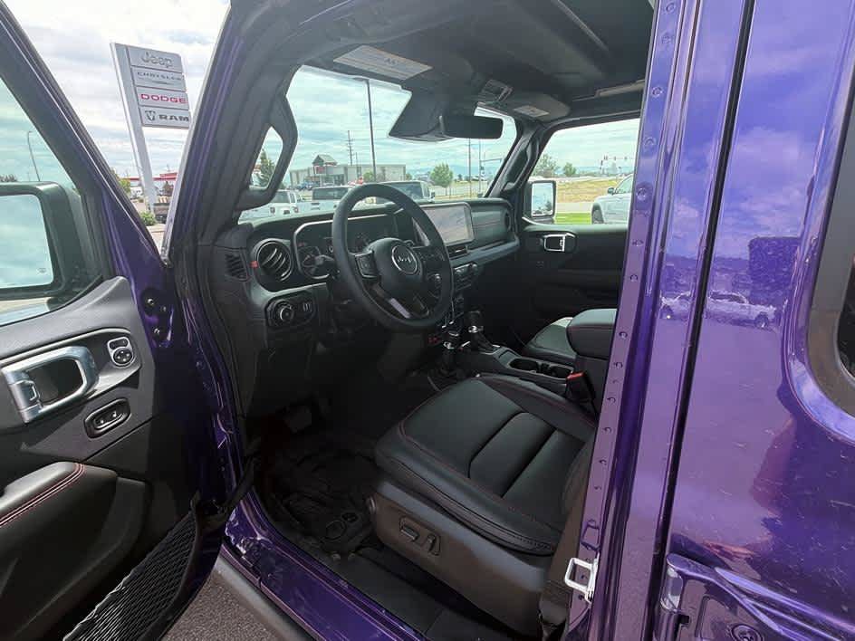 New 2026 Jeep Wrangler Unlimited Rubicon AWD/4WD image 11