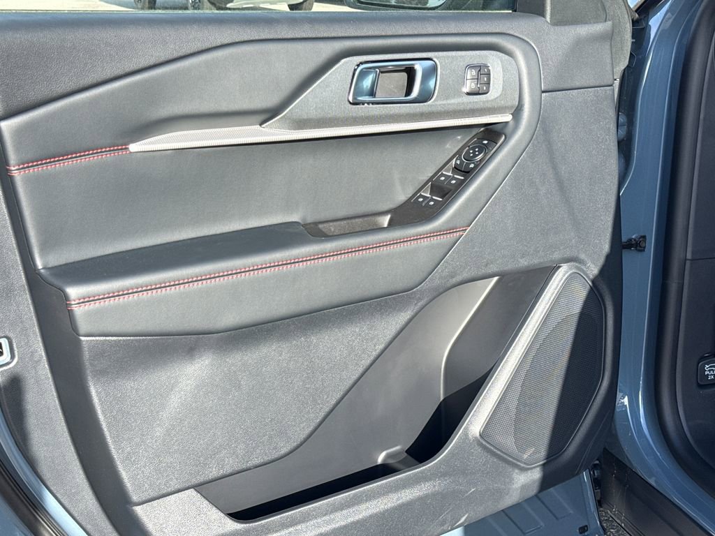 New 2026 Ford Explorer ST-Line image 18