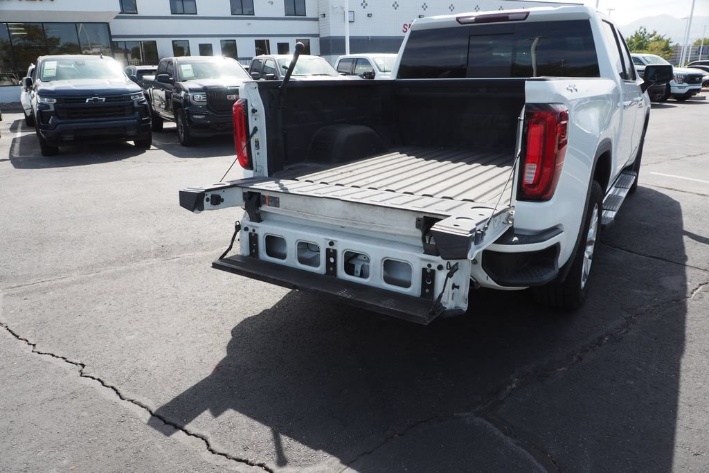 Used 2020 GMC Sierra 1500 SLT AWD/4WD image 17