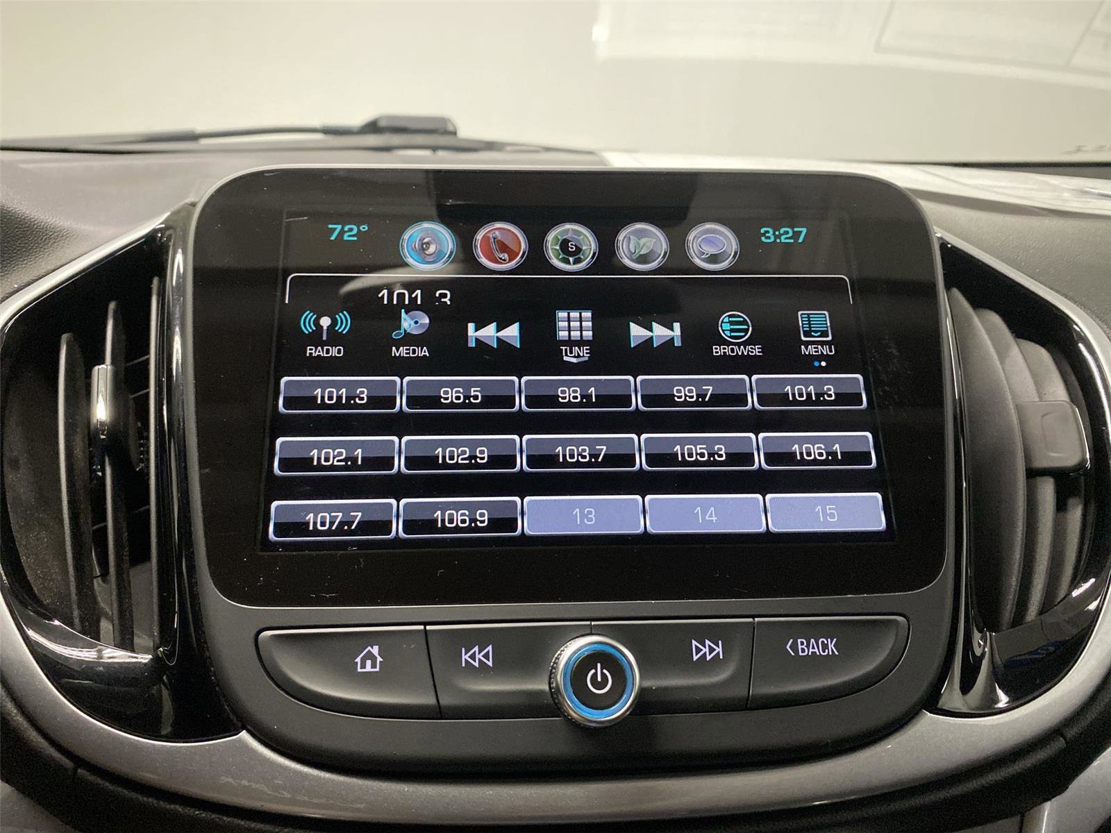 Used 2018 Chevrolet Volt LT FWD image 16