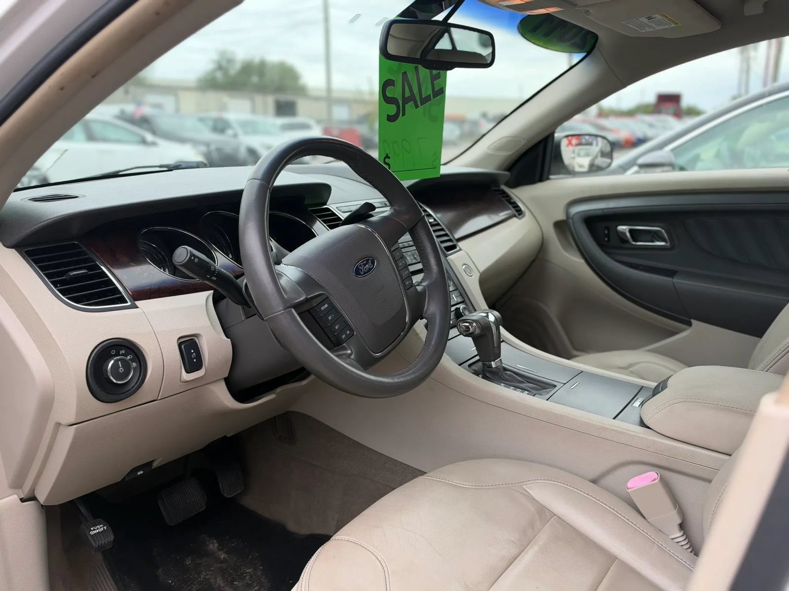 Used 2011 Ford Taurus SEL AWD/4WD image 9