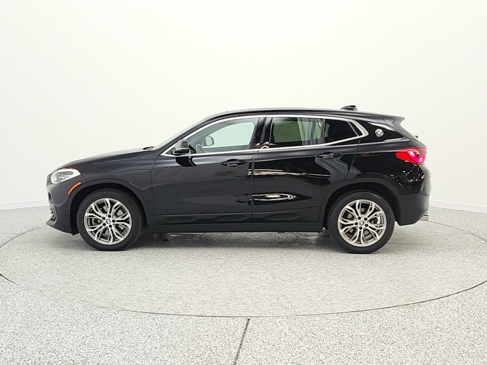 Used 2019 BMW X2 sDrive28i w/ Convenience Package image 8