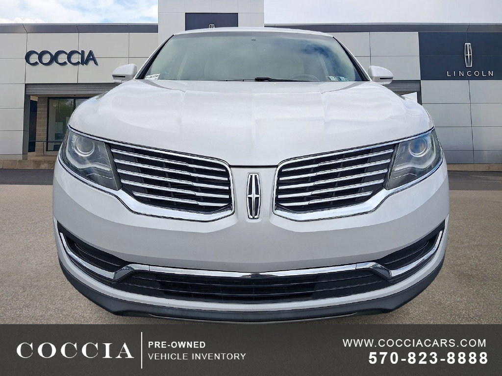 Used 2017 Lincoln MKX Select w/ Select Plus Package AWD/4WD image 2