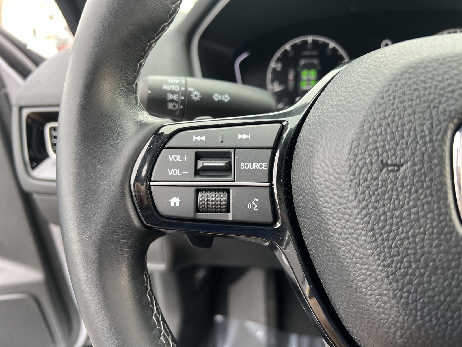 Used 2023 Honda Civic Sport image 32