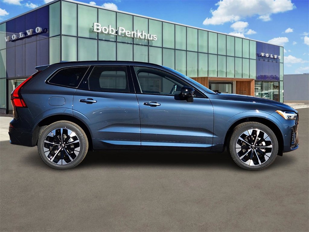 New 2026 Volvo XC60 B5 Plus w/ Climate Package image 23
