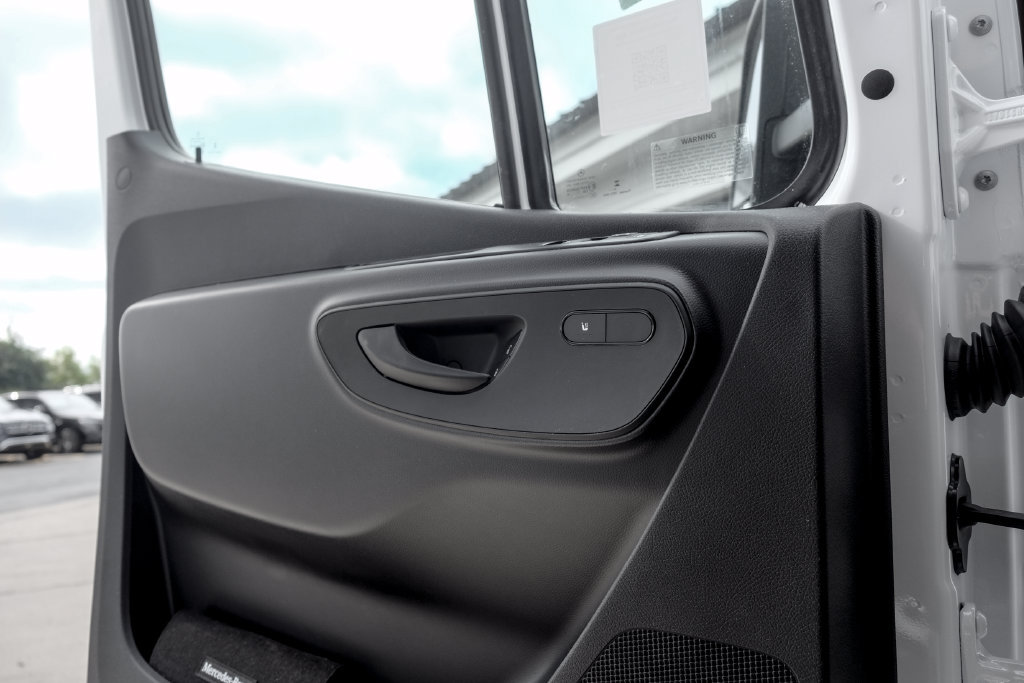 New 2026 Mercedes-Benz Sprinter 4500 image 14