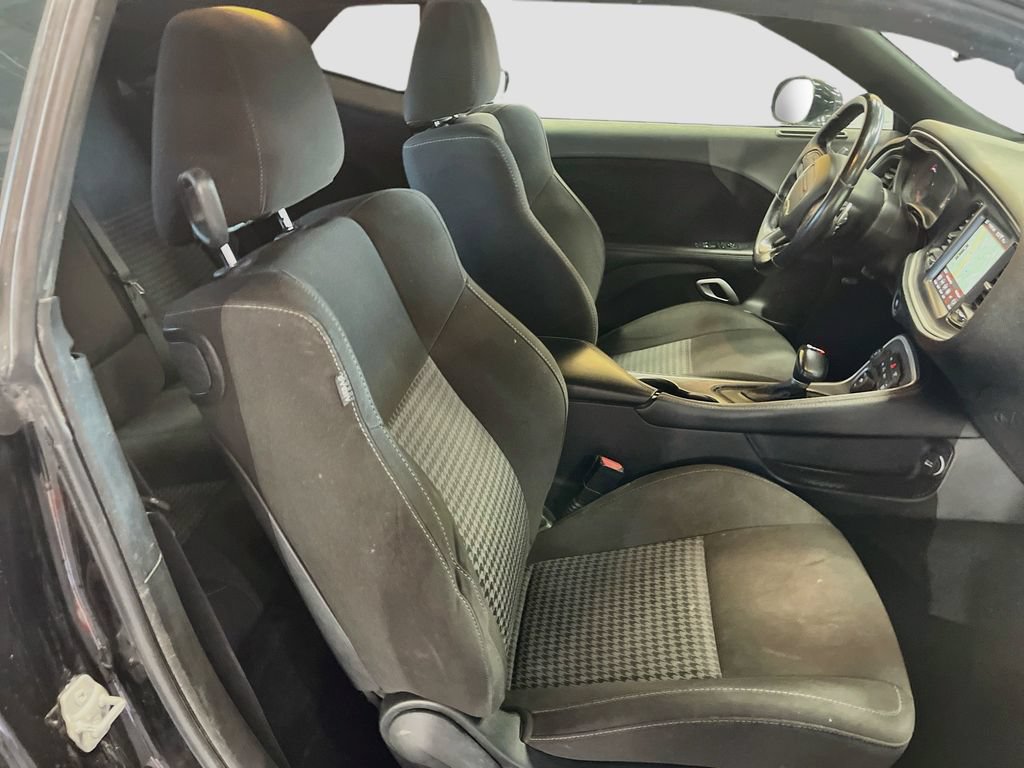 Used 2020 Dodge Challenger R/T w/ Blacktop Package RWD image 28