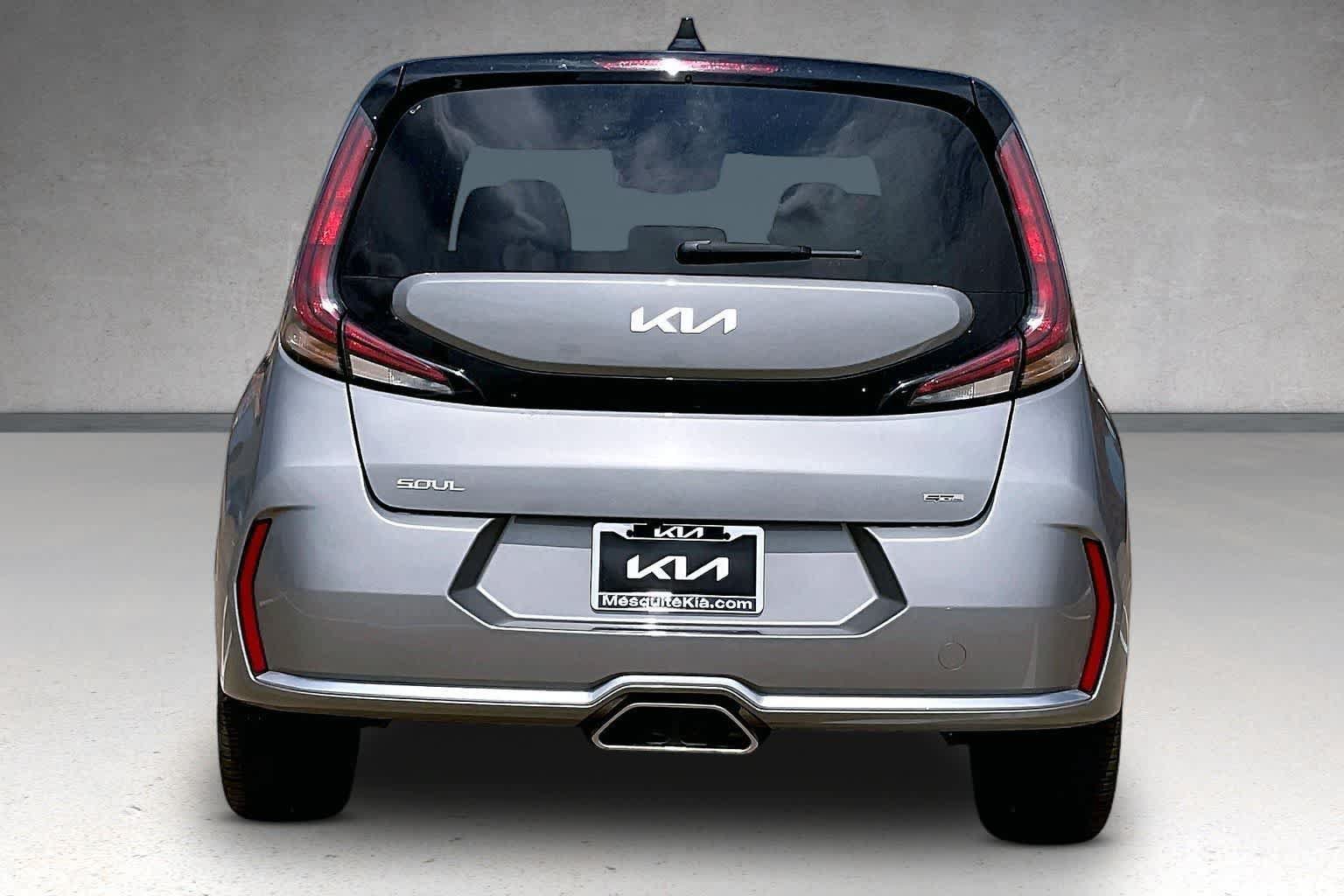 Certified 2024 Kia Soul GT-Line FWD image 5