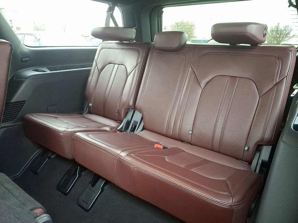 Used 2024 Ford Expedition Max Limited image 11