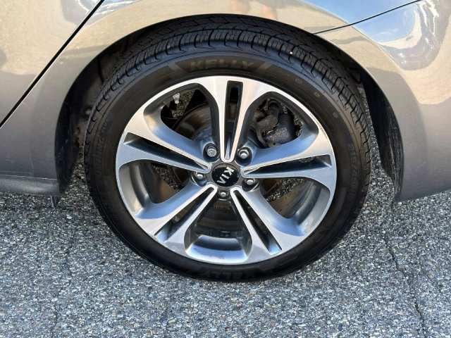 Used 2016 Kia Forte EX w/ EX Premium Package FWD image 7