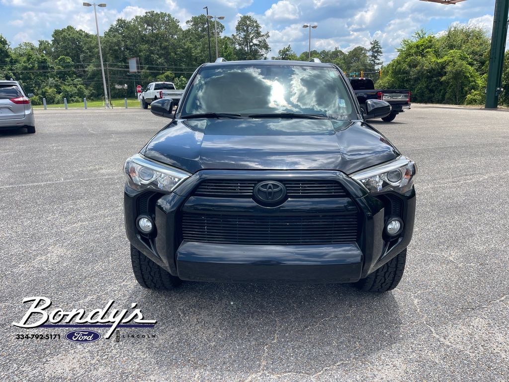 Used 2018 Toyota 4Runner SR5 RWD image 2