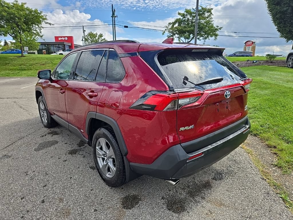 Used 2024 Toyota RAV4 XLE w/ Convenience Package AWD/4WD image 10