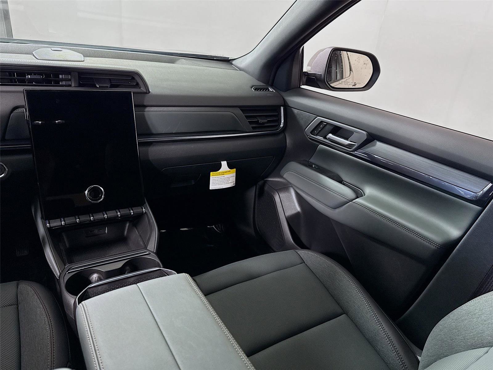 New 2026 GMC Terrain AT4 w/ Convenience Package III image 17