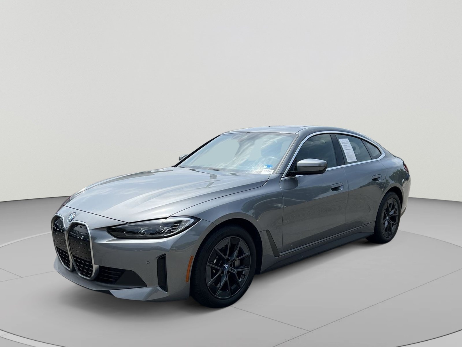 Used 2024 BMW i4 eDrive35 w/ Premium Package RWD image 1