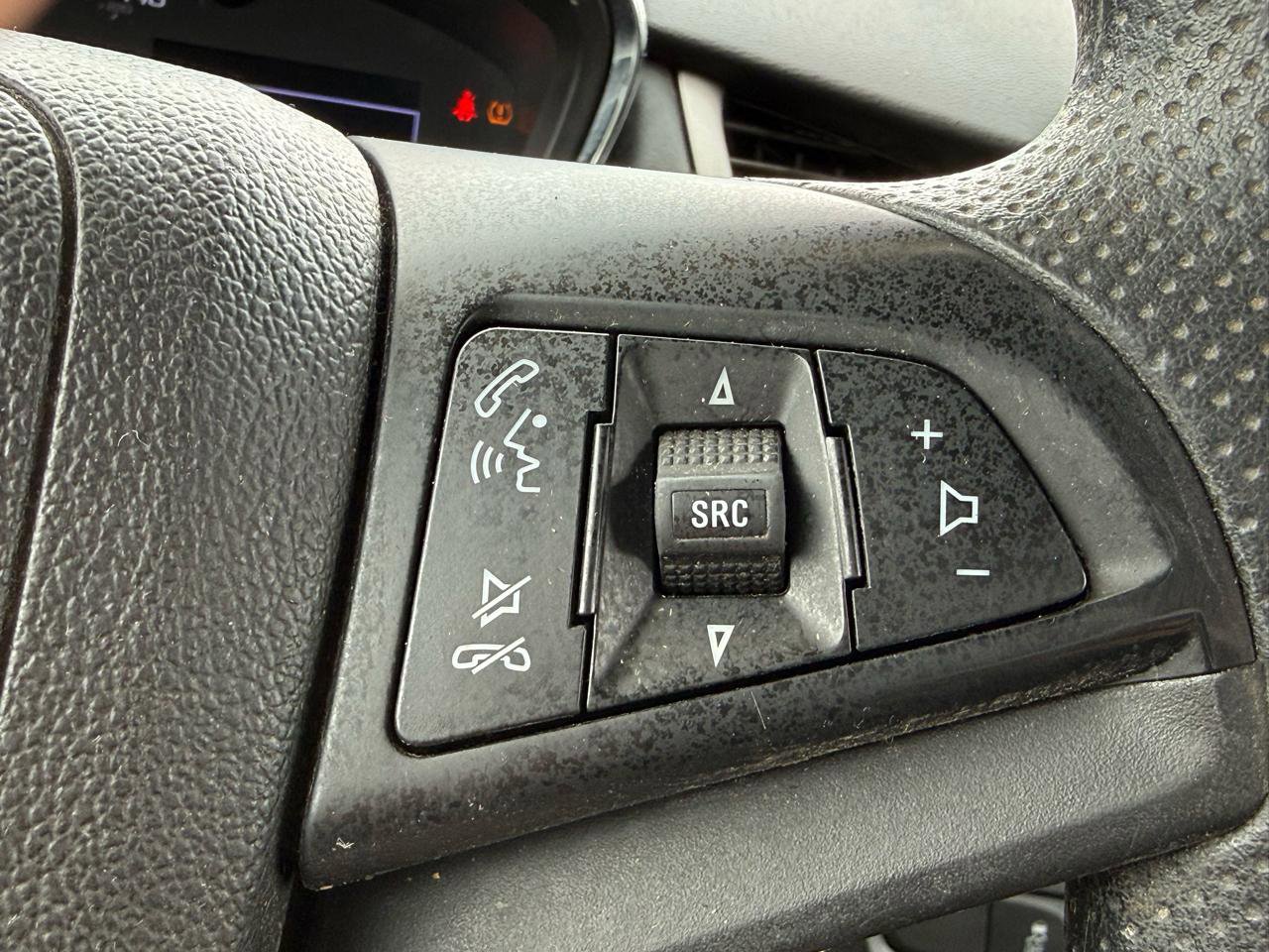 Used 2020 Chevrolet Trax LS FWD image 14