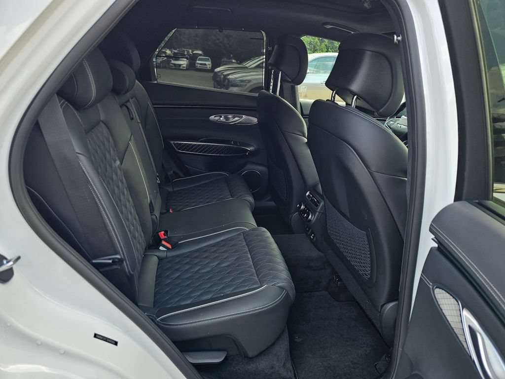 Certified 2025 Genesis GV70 3.5T Sport w/ Sport Prestige Package AWD/4WD image 27