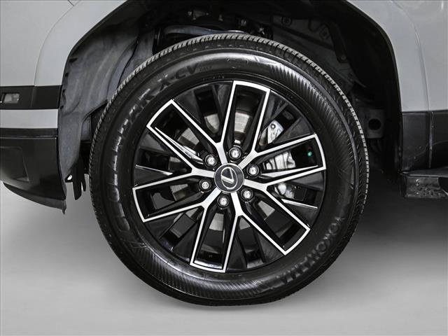Used 2024 Lexus GX 550 w/ Accessory Package (Z1) AWD/4WD image 24