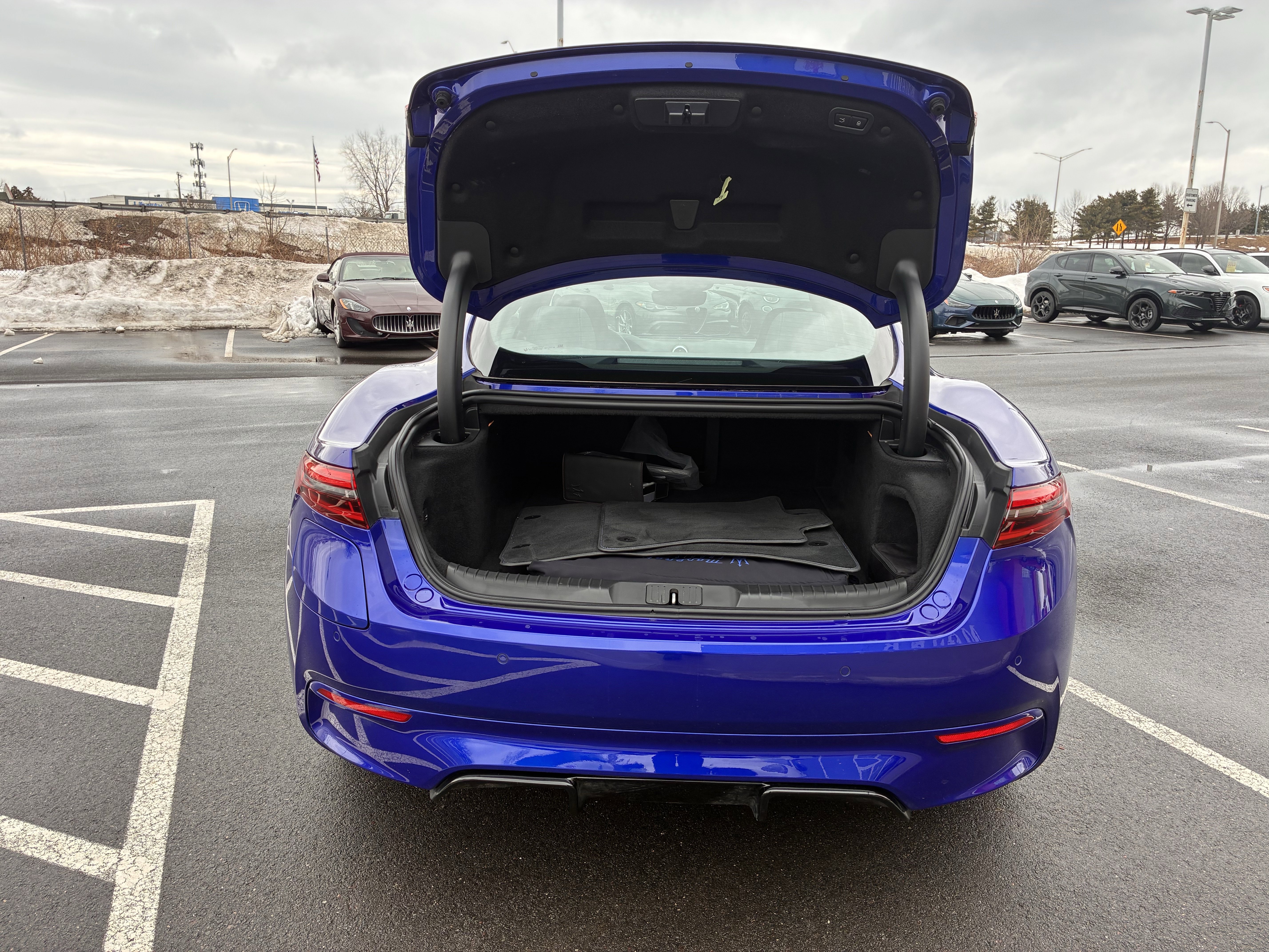 Used 2025 Maserati GranTurismo Folgore image 32