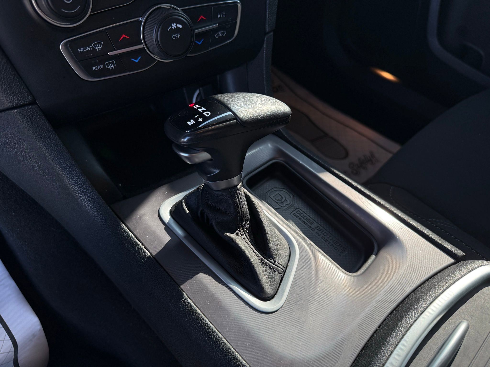 Used 2023 Dodge Charger SXT image 39