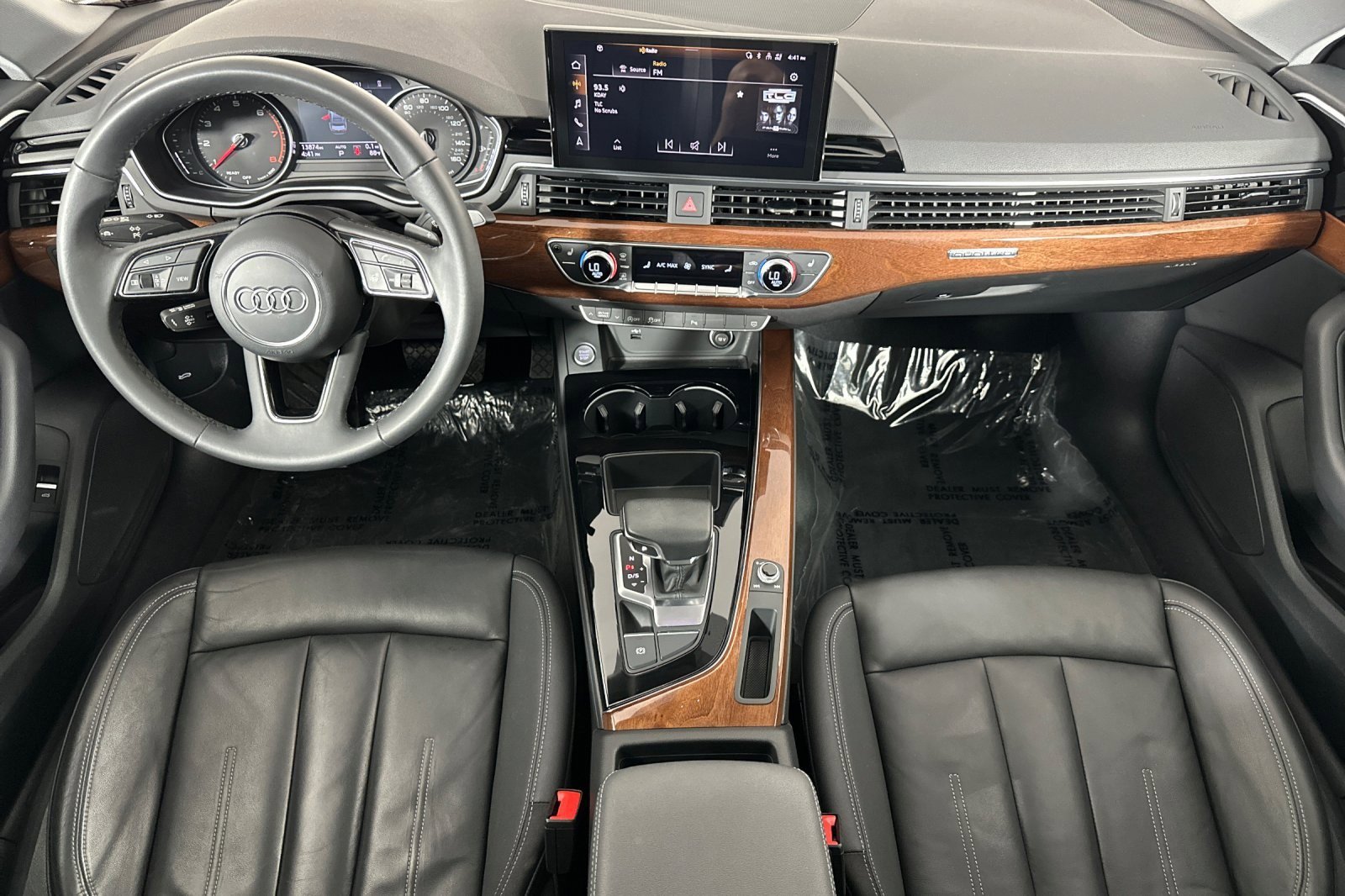 Used 2023 Audi A4 2.0T Premium w/ Convenience Package image 12