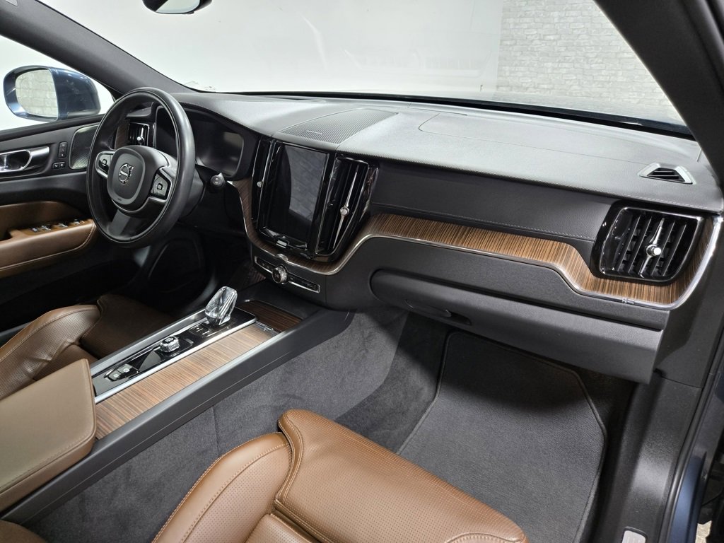 Used 2022 Volvo XC60 B5 Inscription w/ Advanced Package image 54