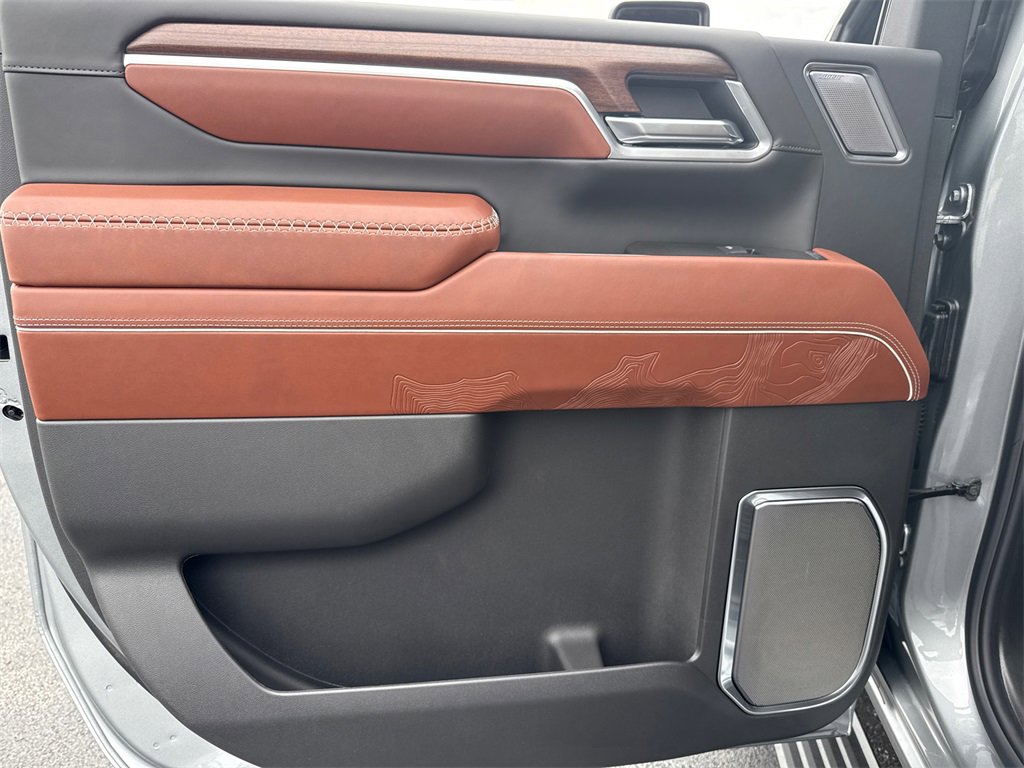 New 2026 GMC Sierra 2500 Denali Ultimate w/ Max Trailering Package image 32