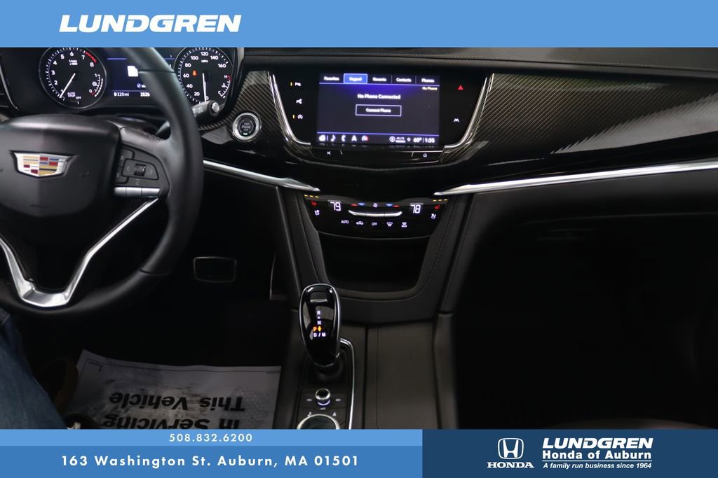 Used 2024 Cadillac XT6 Sport w/ LPO, ONYX Package AWD/4WD image 24