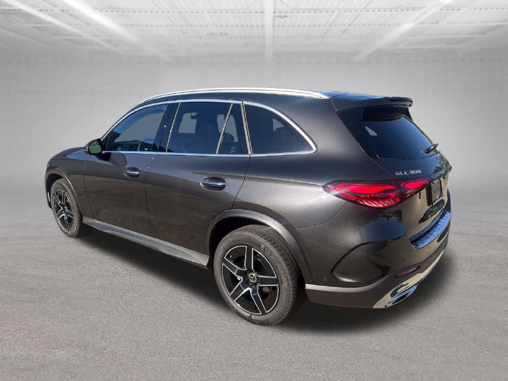 New 2027 Mercedes-Benz GLC 300 4MATIC image 3