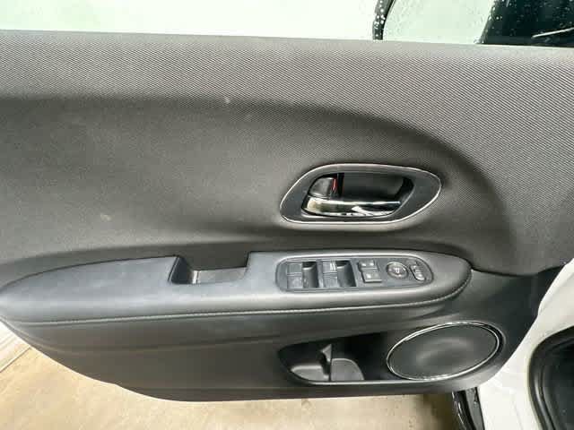 Used 2020 Honda HR-V EX image 17