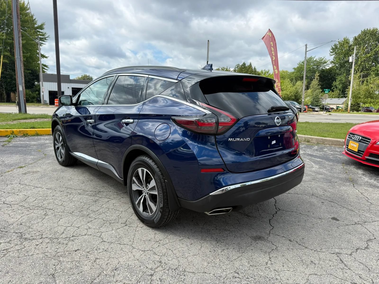 Used 2019 Nissan Murano SV AWD/4WD image 3