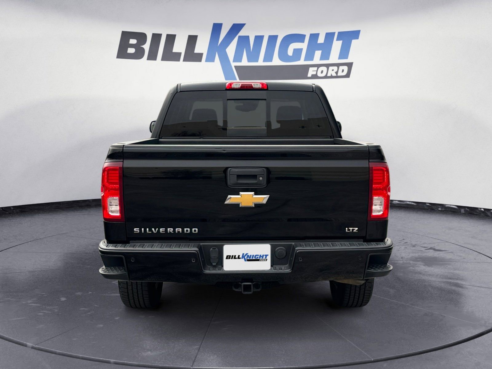 Used 2018 Chevrolet Silverado 1500 LTZ Z71 w/ LTZ Plus Package image 4