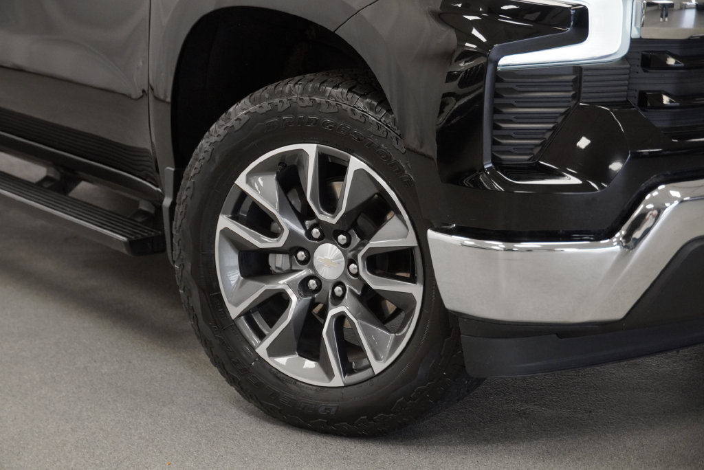 Certified 2024 Chevrolet Silverado 1500 LT AWD/4WD image 9