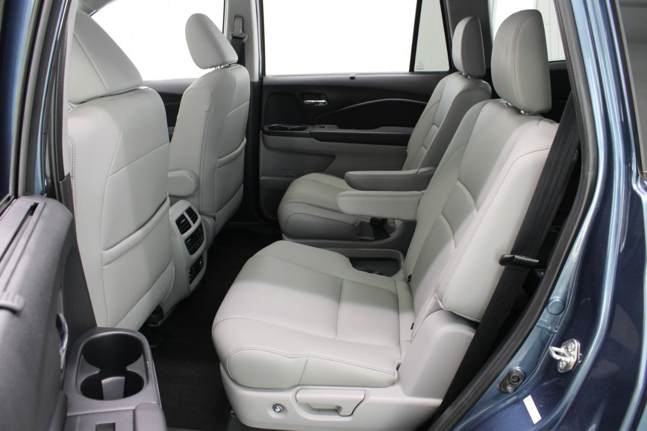 Used 2016 Honda Pilot Elite image 37