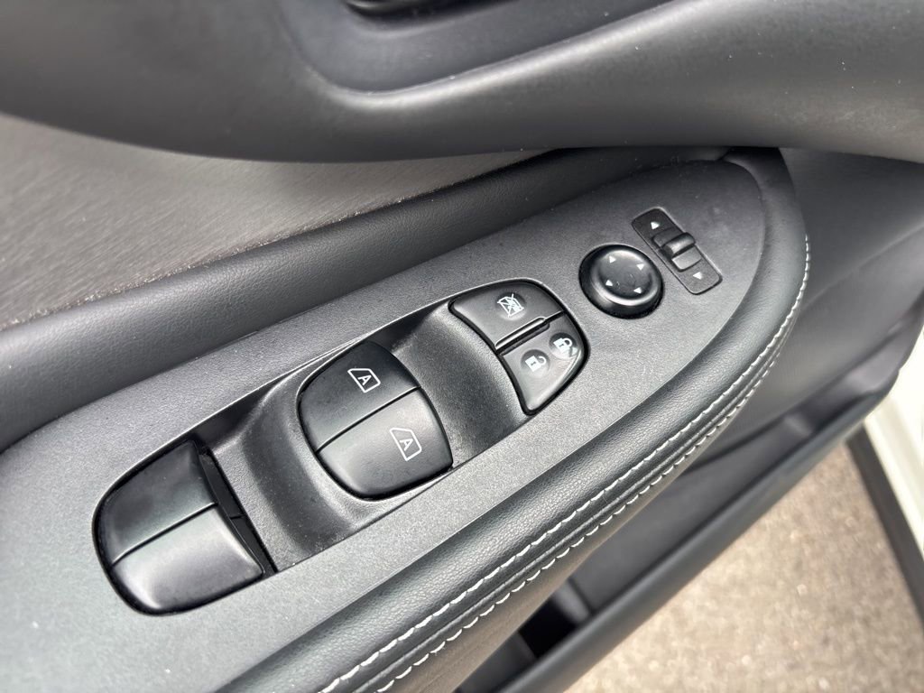 Used 2020 Nissan Murano S w/ Technology Package FWD image 31
