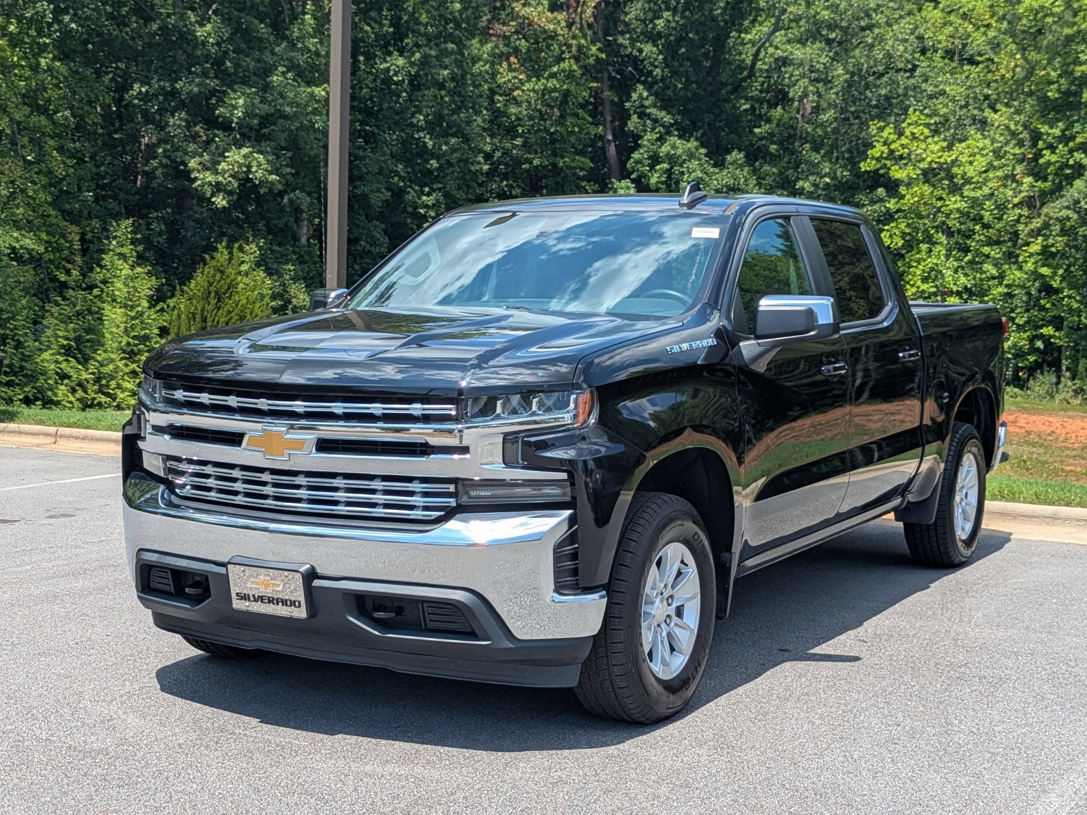 Used 2019 Chevrolet Silverado 1500 LT w/ All-Star Edition AWD/4WD image 6