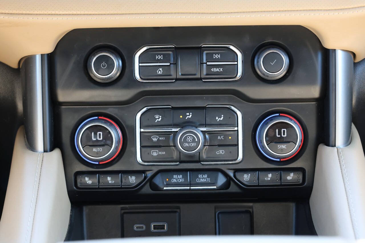 Used 2023 Chevrolet Suburban Premier AWD/4WD image 22