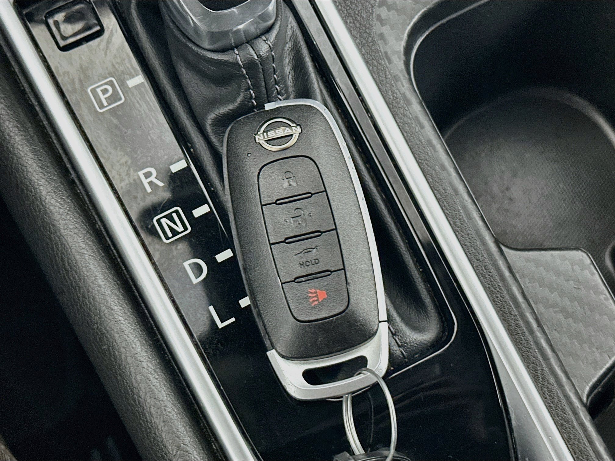 Used 2025 Nissan Sentra SV FWD image 24