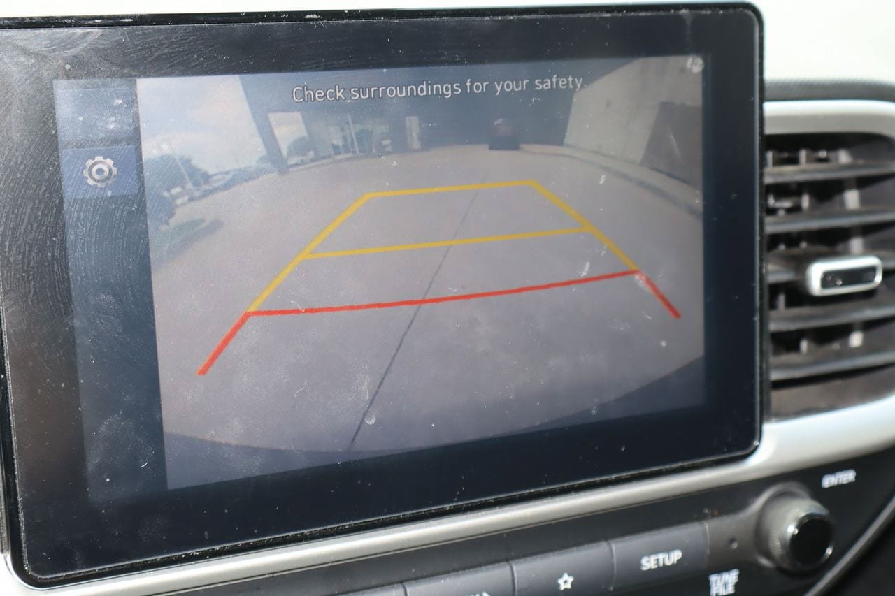 Used 2023 Hyundai Venue SE w/ Cargo Package FWD image 7