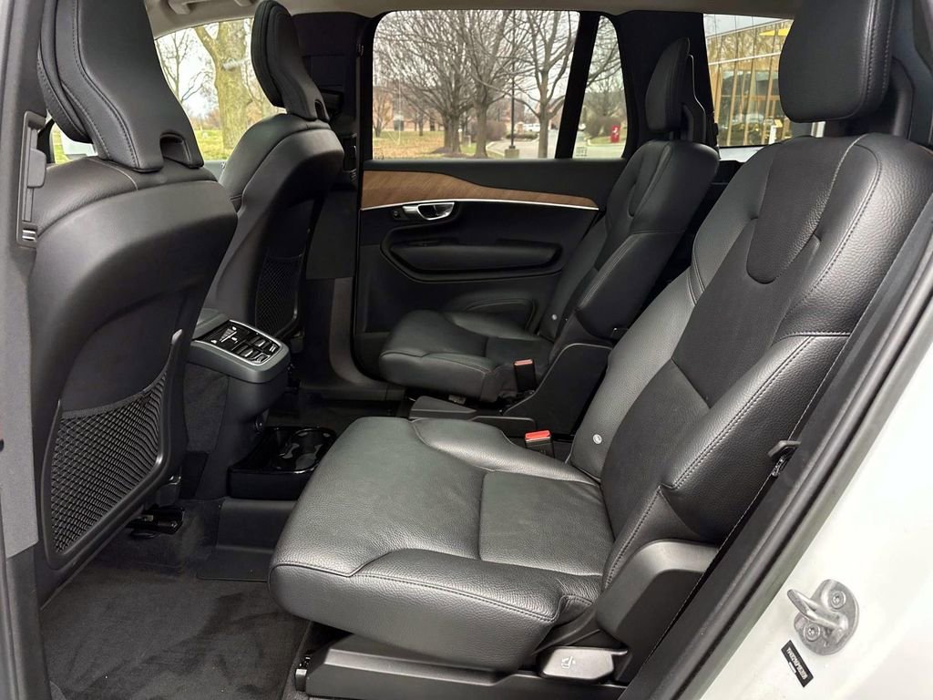 Used 2023 Volvo XC90 B6 Plus w/ Protection Package Premier image 28