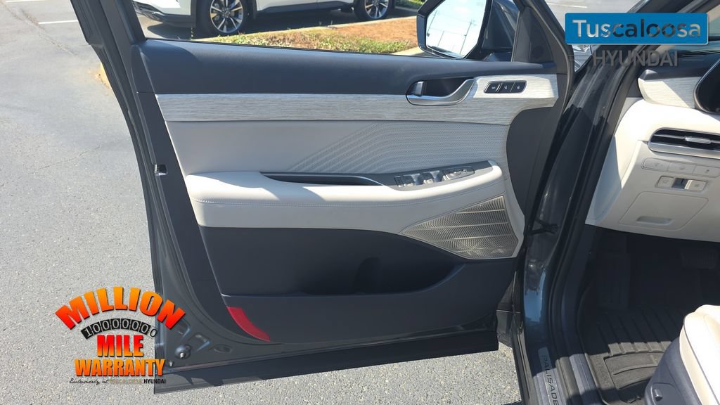 Used 2023 Hyundai Palisade Calligraphy AWD/4WD image 12