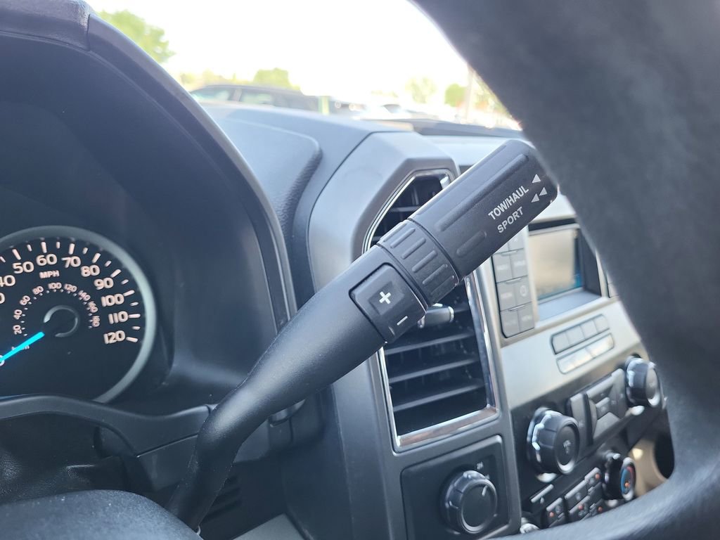 Used 2016 Ford F150 XLT w/ XTR Package image 12