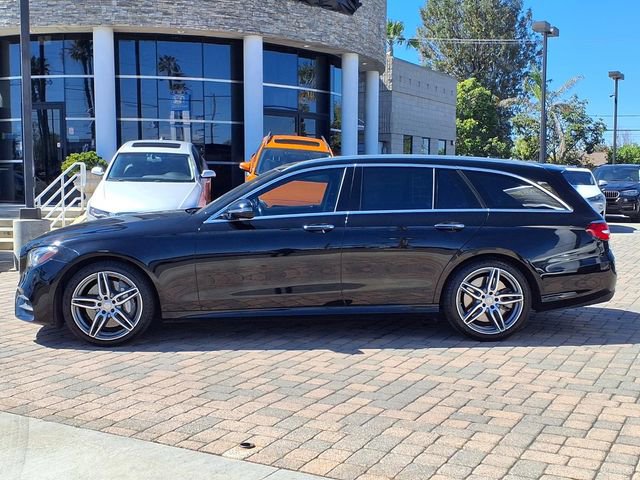 Used 2017 Mercedes-Benz E 400 4MATIC Wagon image 2