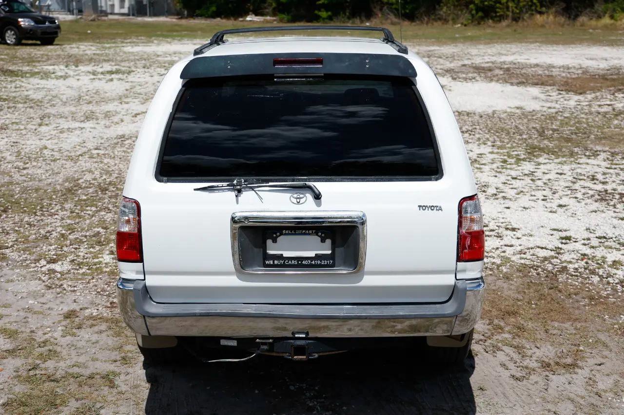Used 2002 Toyota 4Runner SR5 image 9