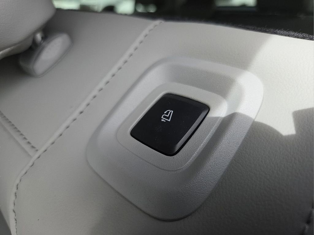 New 2026 Ford Expedition Max Active image 15