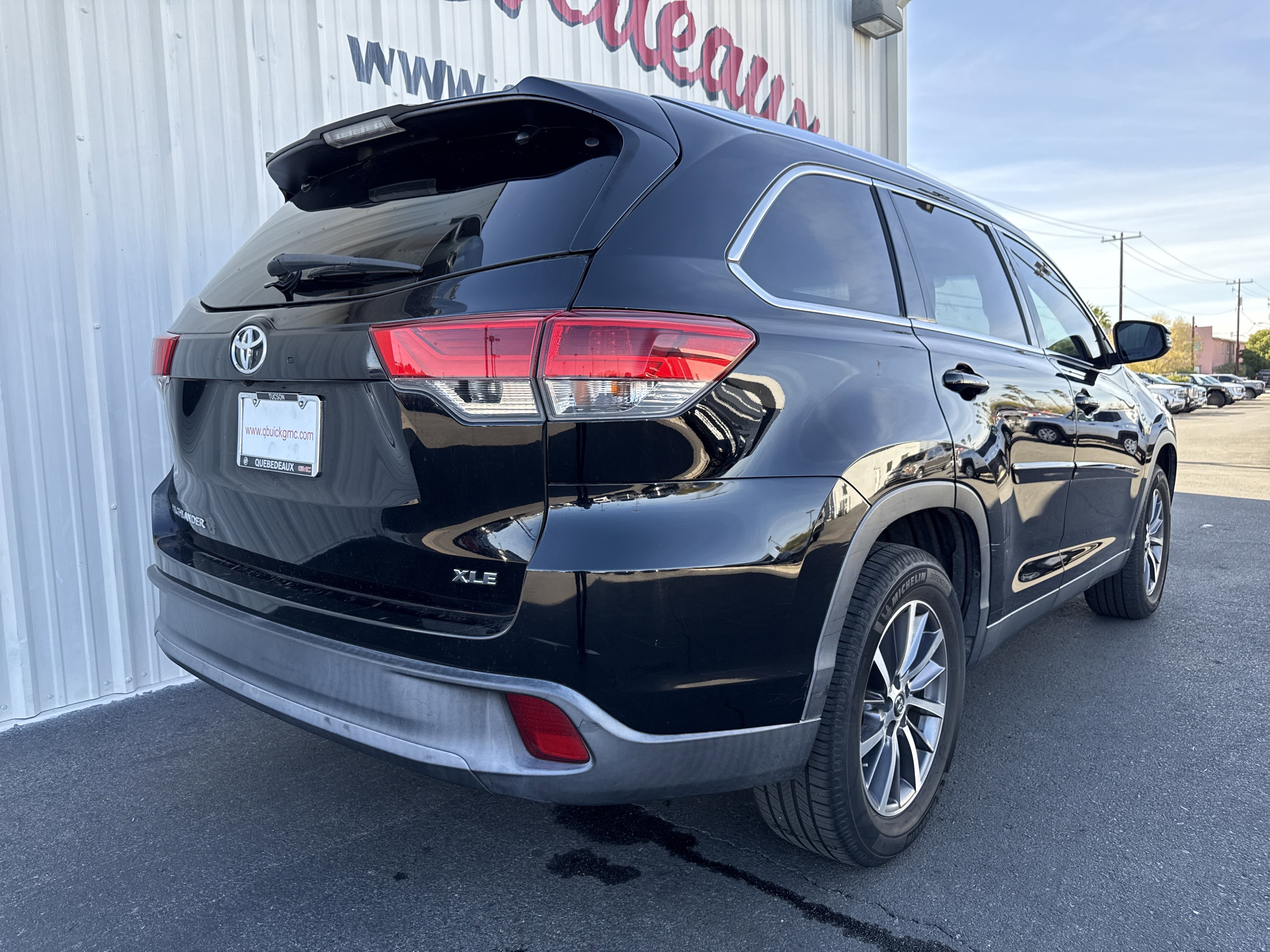 Used 2019 Toyota Highlander XLE image 26