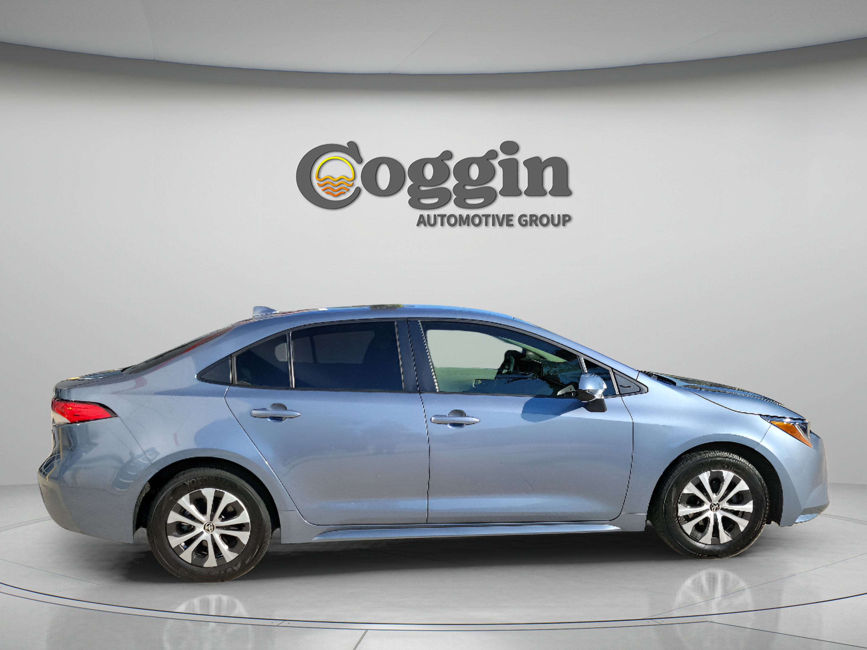 Certified 2022 Toyota Corolla LE FWD image 4