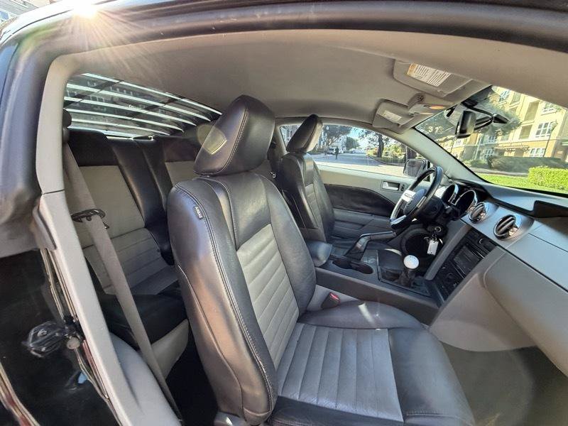 Used 2007 Ford Mustang GT Premium RWD image 28