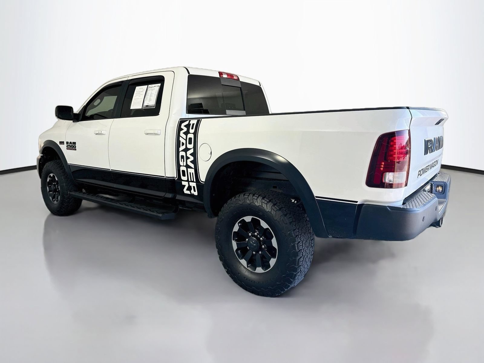Used 2018 RAM 2500 Power Wagon w/ Leather & Luxury Group AWD/4WD image 5