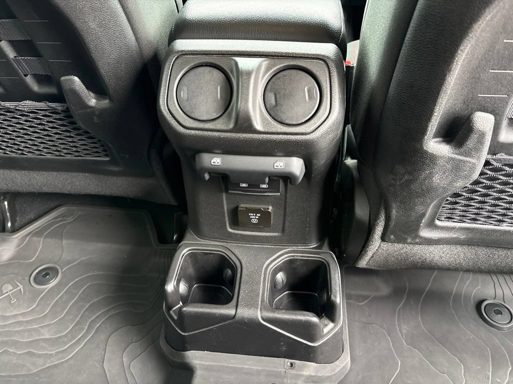 Used 2022 Jeep Gladiator Rubicon w/ LED Lighting Group AWD/4WD image 25