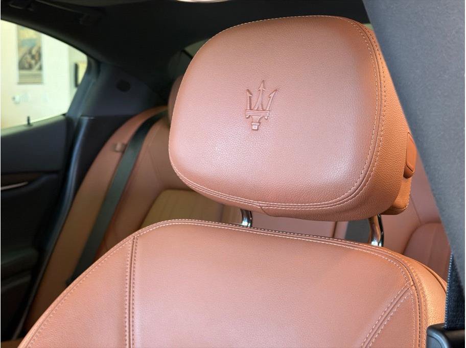 Used 2019 Maserati Ghibli RWD image 26